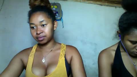 florencia011 online show from 10.22.25