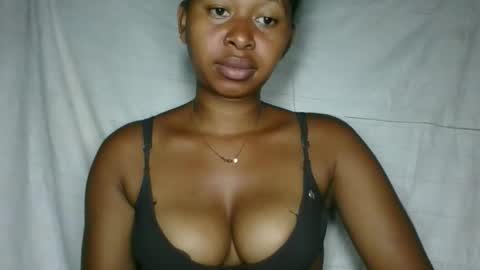 florencia011 online show from 11.23.25