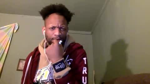 Snapshot of flow237 chatting on 12.01.25 Flow237 online show from 12.01.25