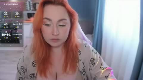 Snapshot of flower_camellia chatting on 01.17.25 Camelia online show from 01.17.25