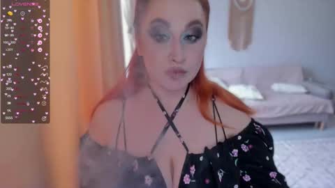 Snapshot of flower_camellia chatting on 10.19.25 Camelia online show from 10.19.25