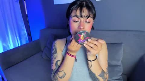 Its a pleasure to meet you. Im Flower. Help me reach 1k. Follow me. online show from 01.16.26