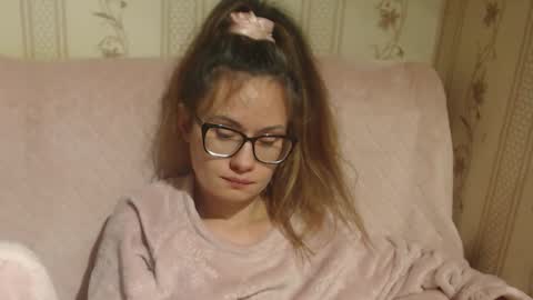 say meow and send tip  online show from 11.01.25