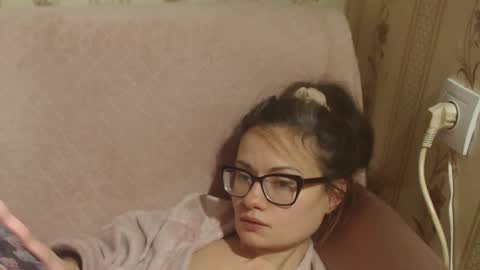 say meow and send tip  online show from 12.16.25