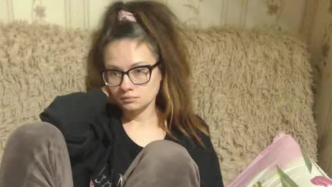 say meow and send tip  online show from 12.08.24