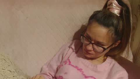 say meow and send tip  online show from 10.20.25