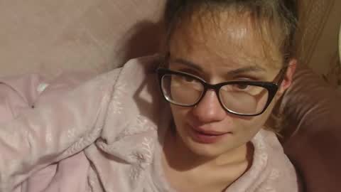 say meow and send tip  online show from 10.22.25