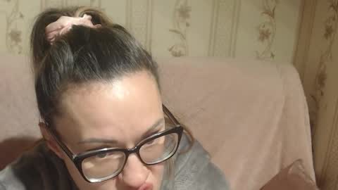 Snapshot of flowercandydoll13 chatting on 12.20.25 say meow and send tip online show from 12.20.25