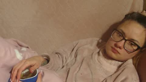 Snapshot of flowercandydoll13 chatting on 01.16.26 say meow and send tip online show from 01.16.26