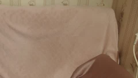 Snapshot of flowercandydoll13 chatting on 02.12.26 say meow and send tip online show from 02.12.26