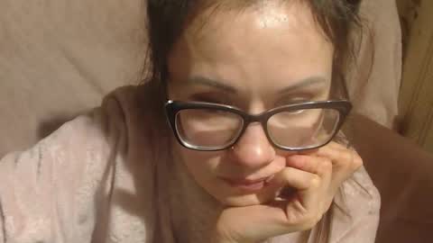 Snapshot of flowercandydoll13 chatting on 02.13.26 say meow and send tip online show from 02.13.26