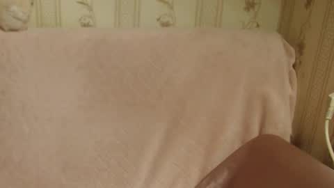 Snapshot of flowercandydoll13 chatting on 02.28.26 say meow and send tip online show from 02.28.26