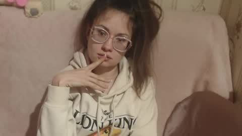 Snapshot of flowercandydoll13 chatting on 03.17.26 say meow and send tip online show from 03.17.26