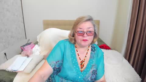 Flowerlower online show from 02.12.25