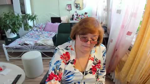 Flowerlower online show from 03.06.26