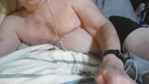 Snapshot of flshowman chatting on 01.19.25 FLshowman online show from 01.19.25