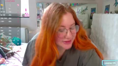 Snapshot of fluffy_rainbow_kity chatting on 05.17.26 Fluffy Kity online show from 05.17.26