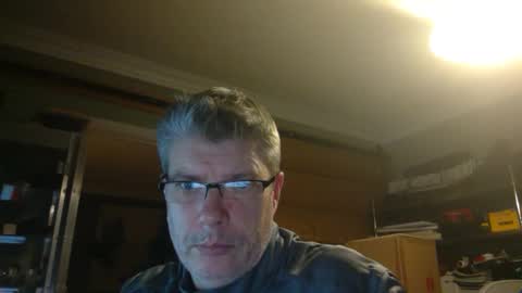 Snapshot of fluidconscience chatting on 01.04.25 FluidConscience online show from 01.04.25