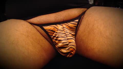 flyinghighwitu online show from 01.23.25