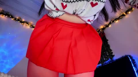 Snapshot of flylia_ chatting on 12.02.24 lia online show from 12.02.24