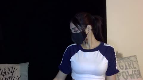 Snapshot of fogbunny chatting on 01.07.25 Fogbunny online show from 01.07.25