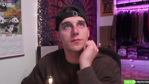 Folleti online show from 01.11.25