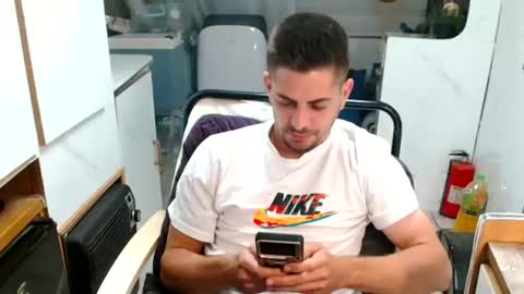independent model online show from 06.16.26