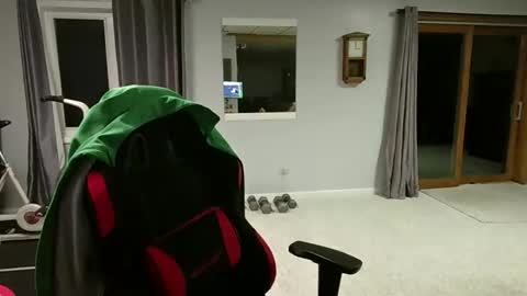 Snapshot of foodforcatfists chatting on 01.15.26 foodforcatfists online show from 01.15.26