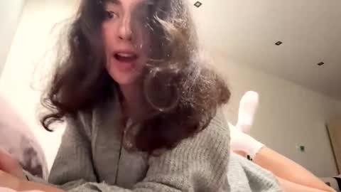 Snapshot of forbiddennvelvet chatting on 11.08.25 forbiddennvelvet online show from 11.08.25