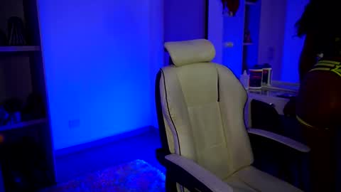 Snapshot of forever_y0ung chatting on 09.26.25 Megan Prada Follow me on Onlyfans online show from 09.26.25