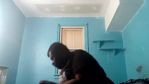 Snapshot of foreverandevermynumber1 chatting on 11.17.25 Tyrell Love online show from 11.17.25