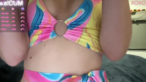 Snapshot of foreverkinkyy chatting on 02.09.25 Elaine online show from 02.09.25