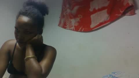 Snapshot of fotsychan chatting on 12.13.25 fotsychan online show from 12.13.25