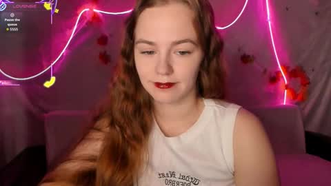 Snapshot of fox_lisaaa chatting on 11.23.25 Lisa online show from 11.23.25