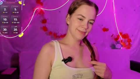 Snapshot of fox_lisaaa chatting on 11.27.25 Lisa online show from 11.27.25