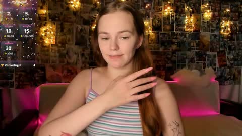 Snapshot of fox_lisaaa chatting on 12.15.25 Lisa online show from 12.15.25