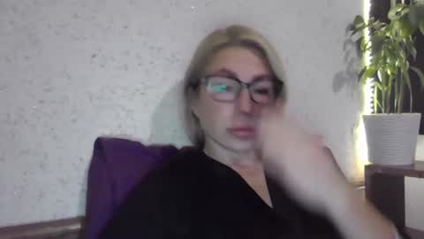 fox_red_lady7 online show from 11.07.25