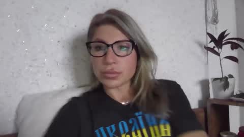 fox_red_lady7 online show from 01.10.26