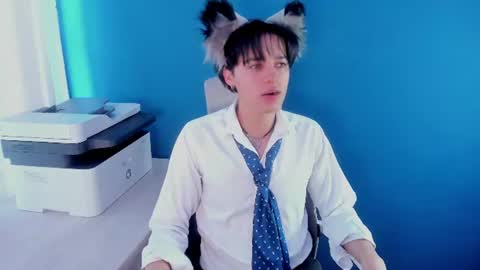 .  FOX WHITE .  online show from 07.23.26