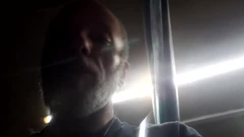 Snapshot of foxbodydave chatting on 02.27.25 foxbodydave online show from 02.27.25