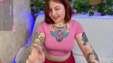 Snapshot of foxgirlandmerguis chatting on 09.29.25 Belinda online show from 09.29.25