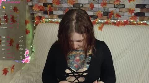 Snapshot of foxgirlandmerguis chatting on 11.08.25 Belinda online show from 11.08.25