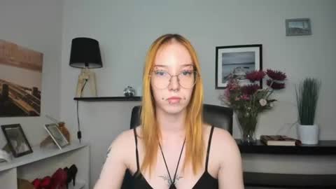 Snapshot of foxsonya chatting on 06.15.26 Sonya online show from 06.15.26