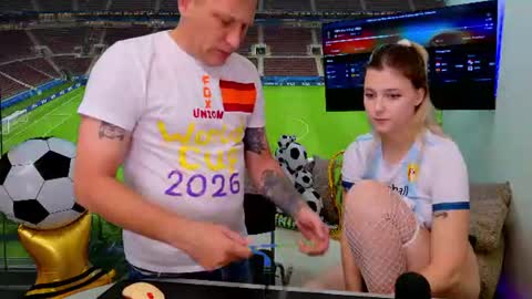 We are a couple Leo and Sofiayou are always welcome here online show from 06.27.26