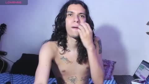 Snapshot of foxxxy_blexxxed chatting on 01.12.25 Foxxxy Blexxxed online show from 01.12.25