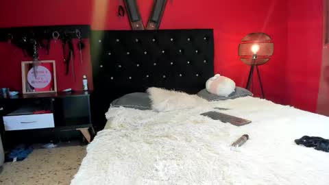 foxxy_rouse1 online show from 03.08.26