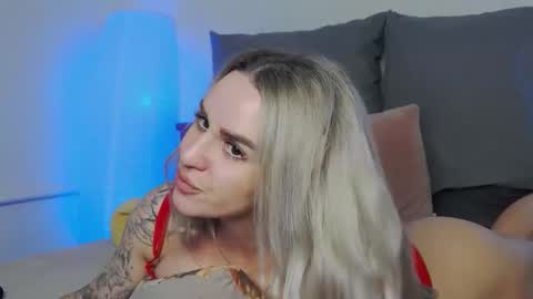 Foxy Kimmi online show from 02.03.26