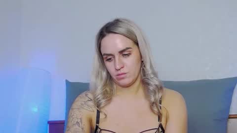 Foxy Kimmi online show from 02.20.26