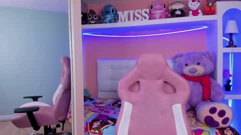 Snapshot of foxy_kloe chatting on 03.07.26 Miss Kloe online show from 03.07.26