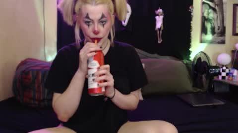 Mallory Koxx online show from 11.01.25